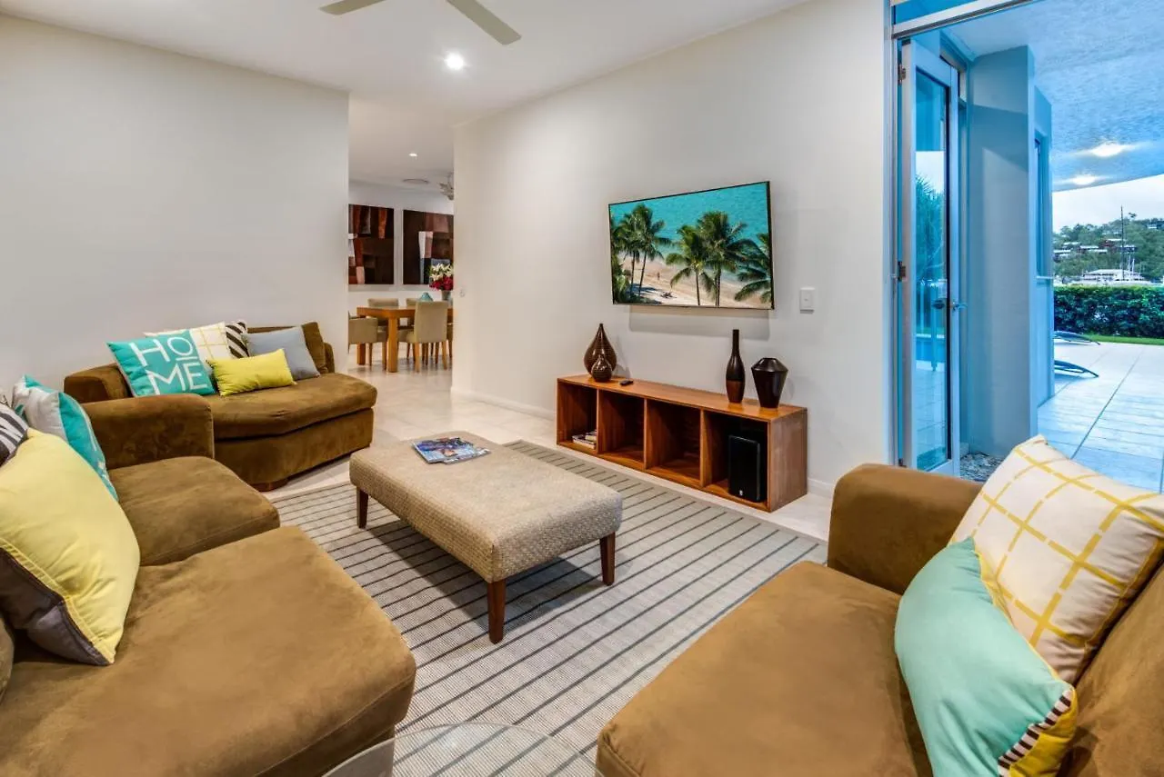 Apartament Pavillions 11 On Hamilton Island, Waterfront With Private Pool And Buggy Hamilton Island