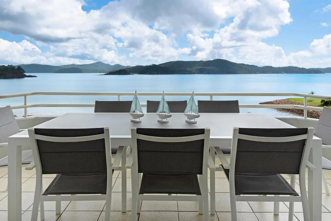 Apartment Frangipani Beachfront 202 On By Hamorent Hamilton Island