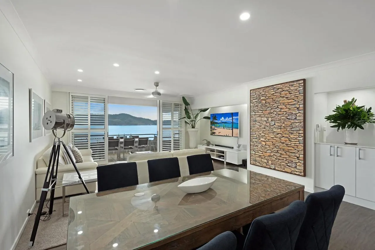 Apartment Frangipani Beachfront 202 On By Hamorent Hamilton Island