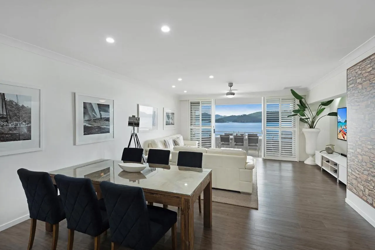 Frangipani Beachfront 202 On By Hamorent *