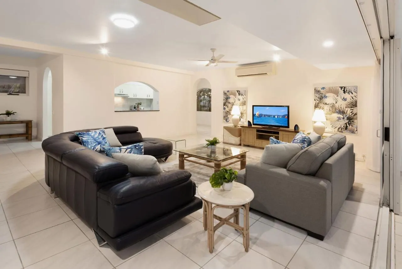 Bella Azure Two Bedroom Two Bathroom Spacious Ocean-view With Golf Buggy Διαμέρισμα Νήσος Χάμιλτον