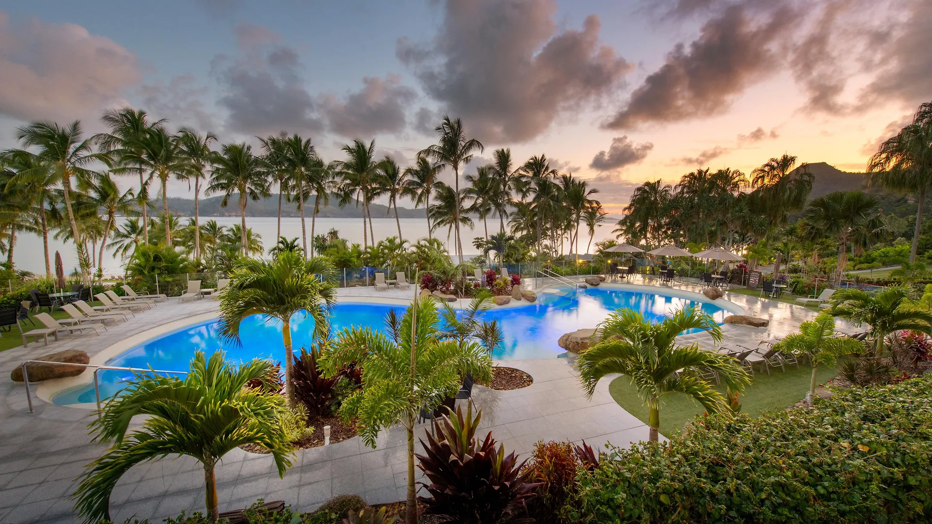 Aparthotel Whitsunday 4*