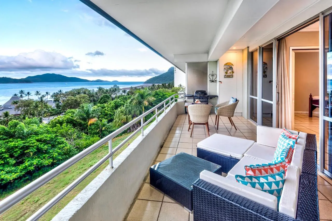 2 Bedroom Poinciana Isla Hamilton