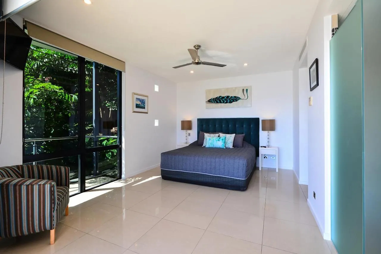 Edge Waterfront Appartement *
