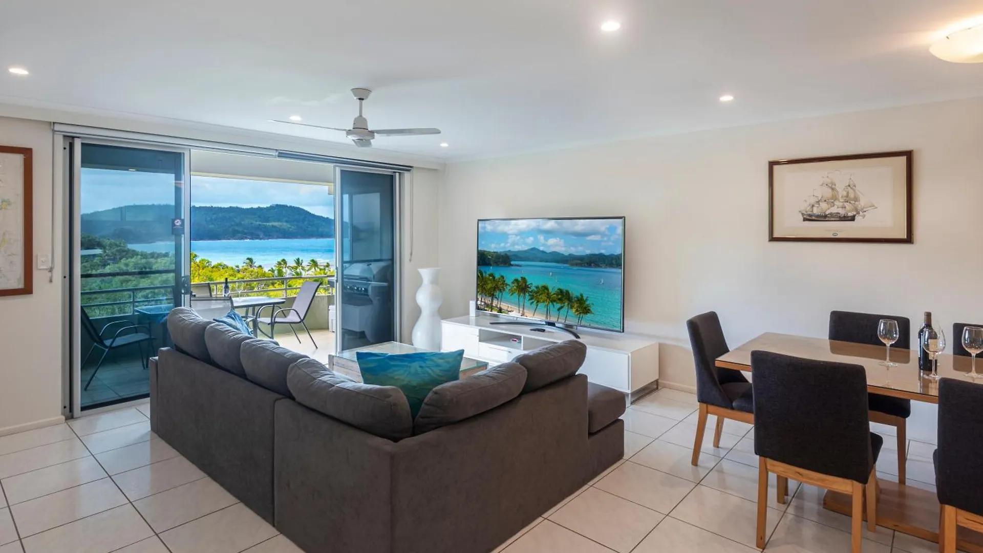 2 Bedroom Poinciana Apartamento