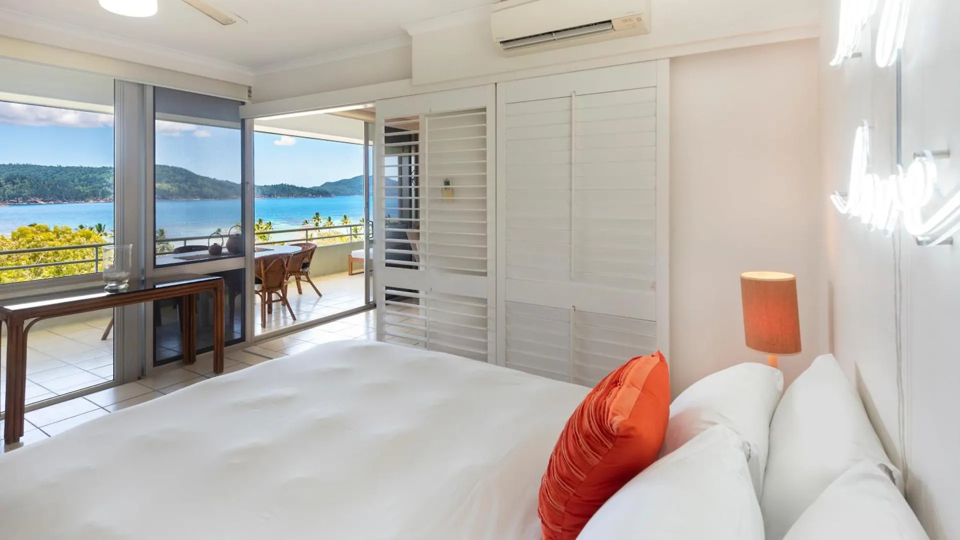 Apartamento 2 Bedroom Poinciana Isla Hamilton