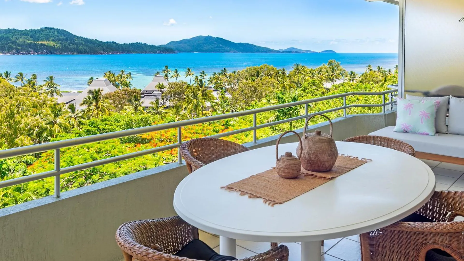 2 Bedroom Poinciana Apartamento