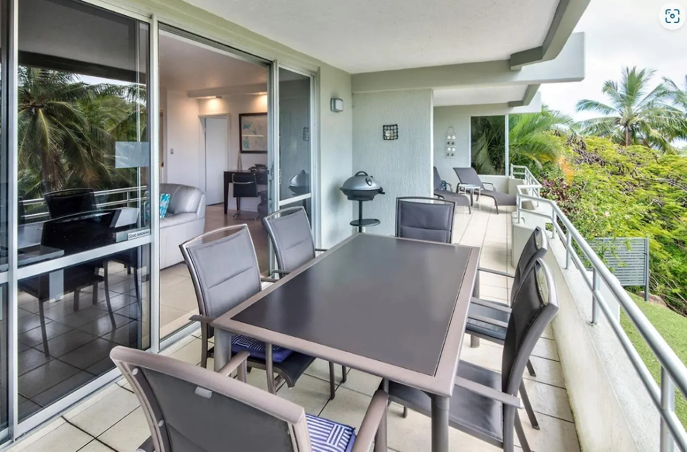 Poinciana 101 Centrally Located 3 Bedroom, Buggy!! شقة *