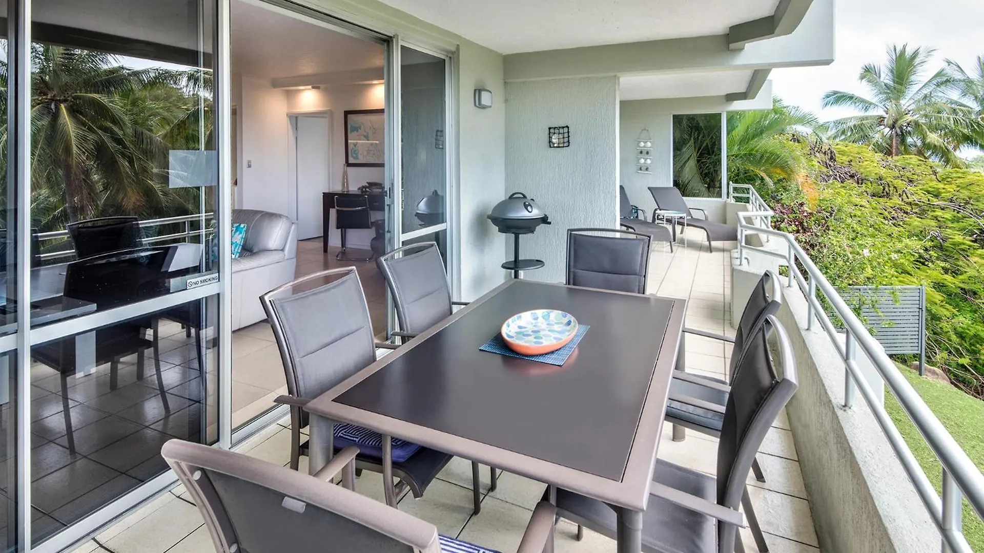 شقة Poinciana 101 Centrally Located 3 Bedroom, Buggy!!
