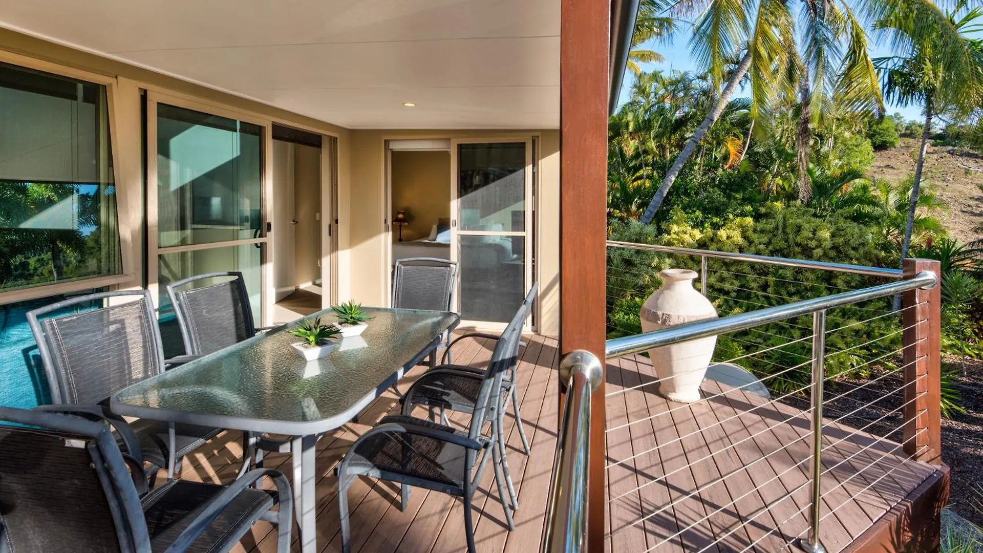 Cooinda Gardens On By Hiha Daire Hamilton Island