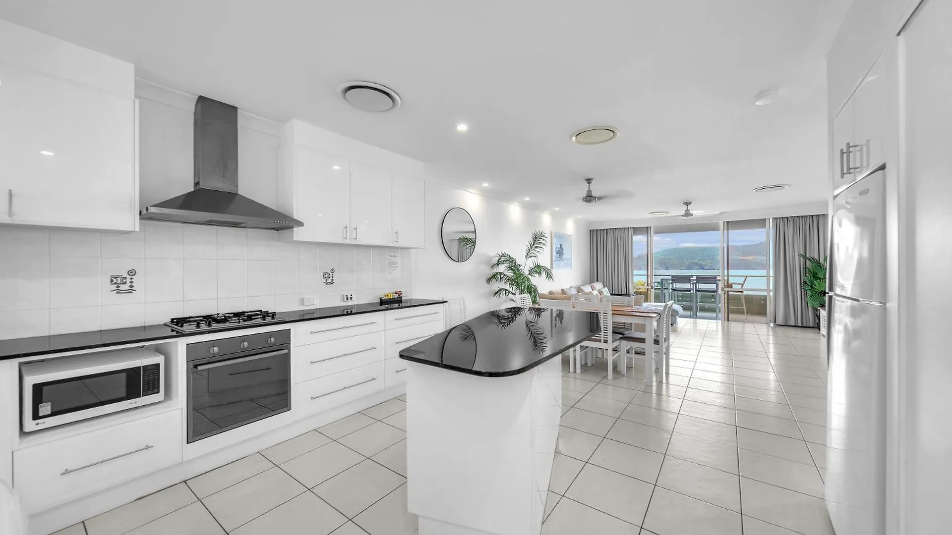 Lejlighed Lagoon Beachfront 206 On By Hamorent *