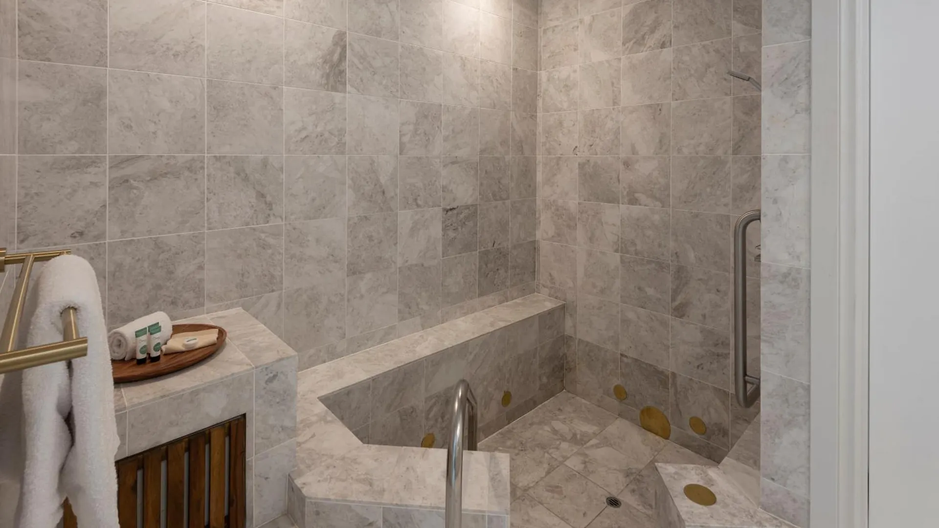Apartman Bella Vista East 4 Oceanview, Golf Buggy, Valet Service & Shared Pool *