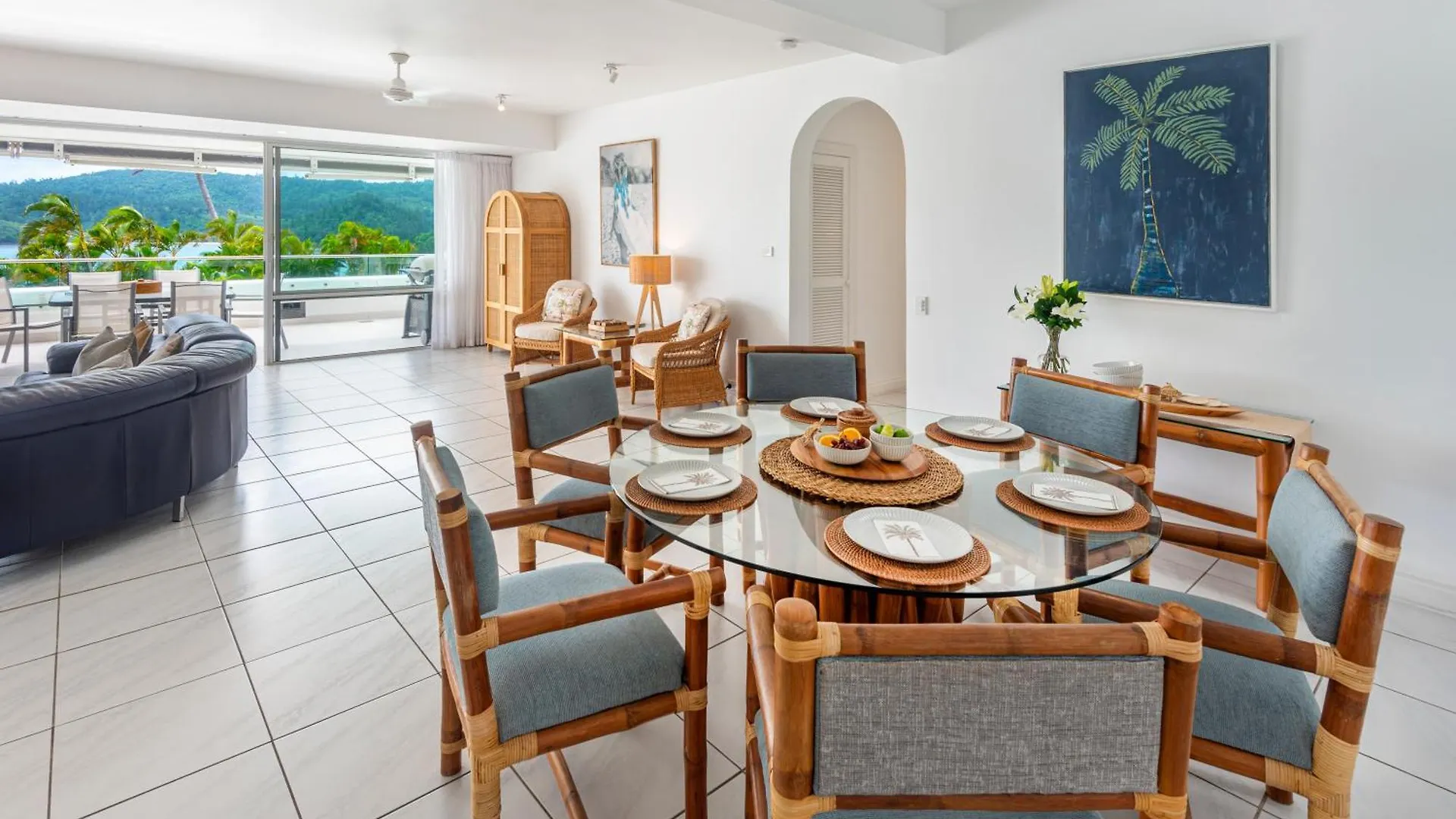 Apartman Bella Vista East 4 Oceanview, Golf Buggy, Valet Service & Shared Pool Hamilton Island