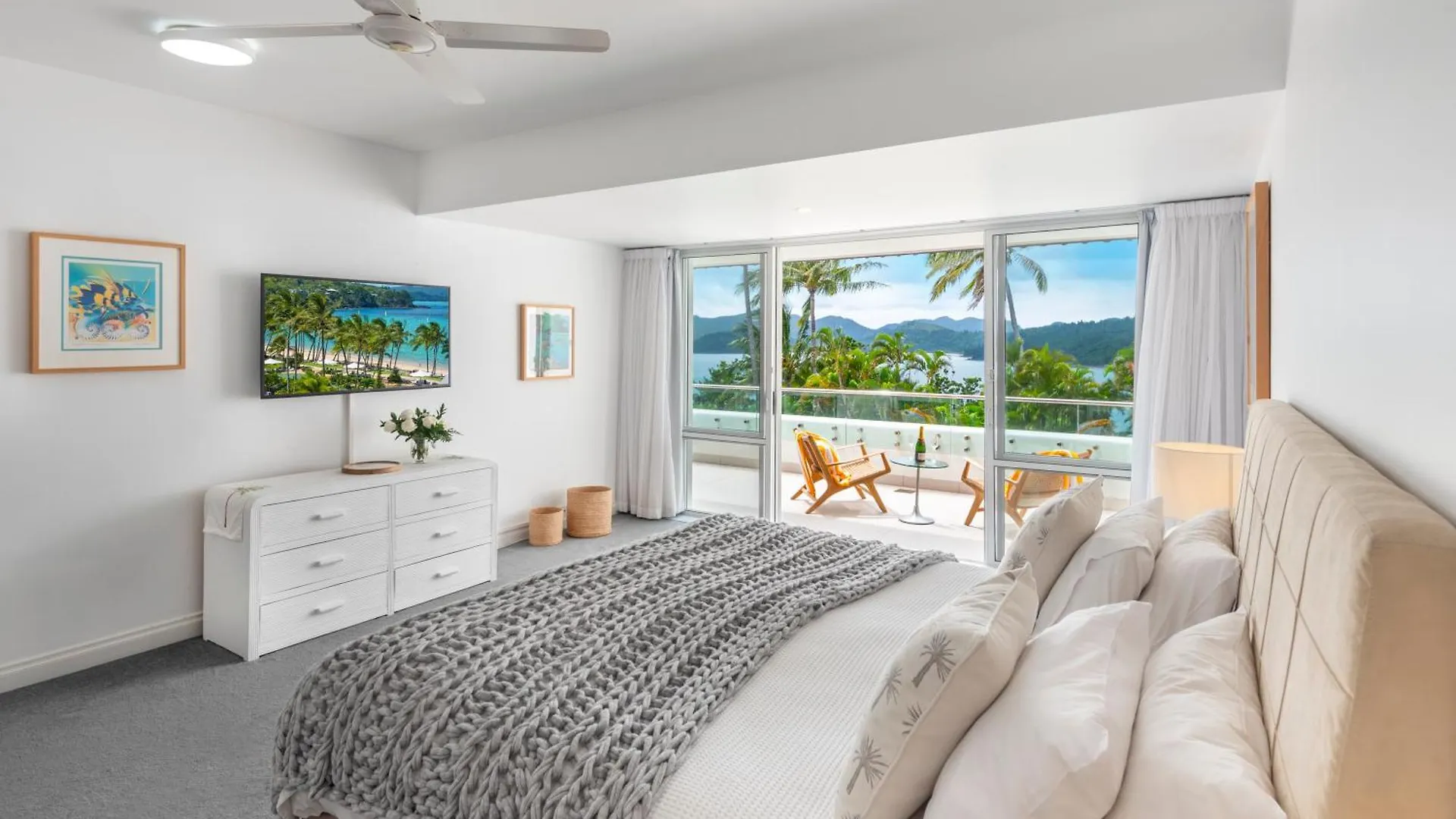 Apartman Bella Vista East 4 Oceanview, Golf Buggy, Valet Service & Shared Pool