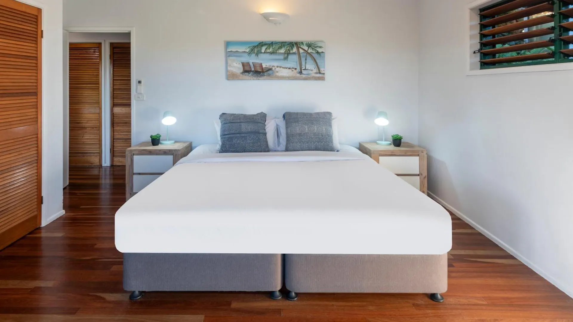 Casuarina 18 Ocean Views, Golf Buggy & Transers 펜션 해밀턴아일랜드
