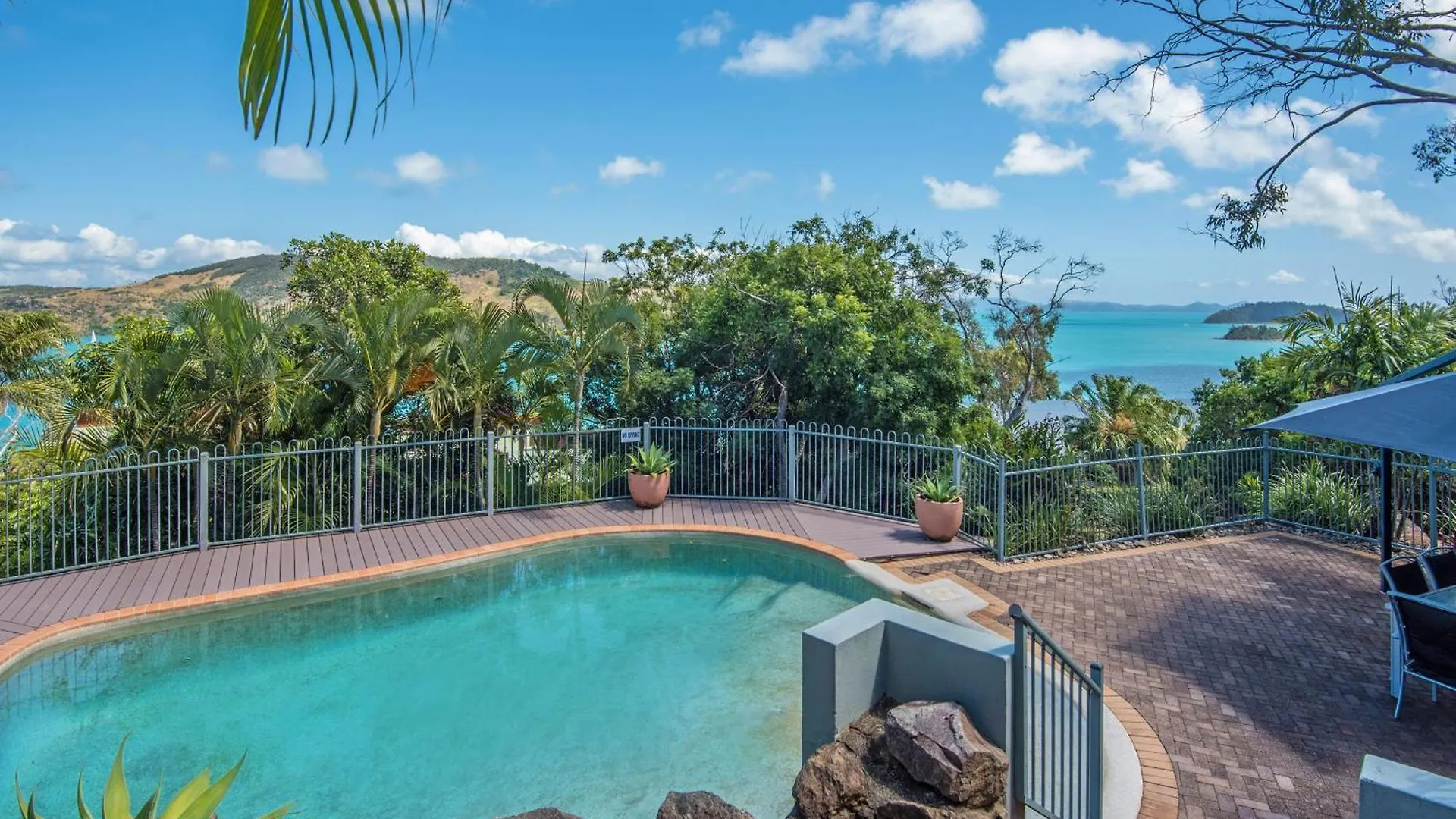Heliconia 1 3 Bedroom Ocean Views With Golf Buggy