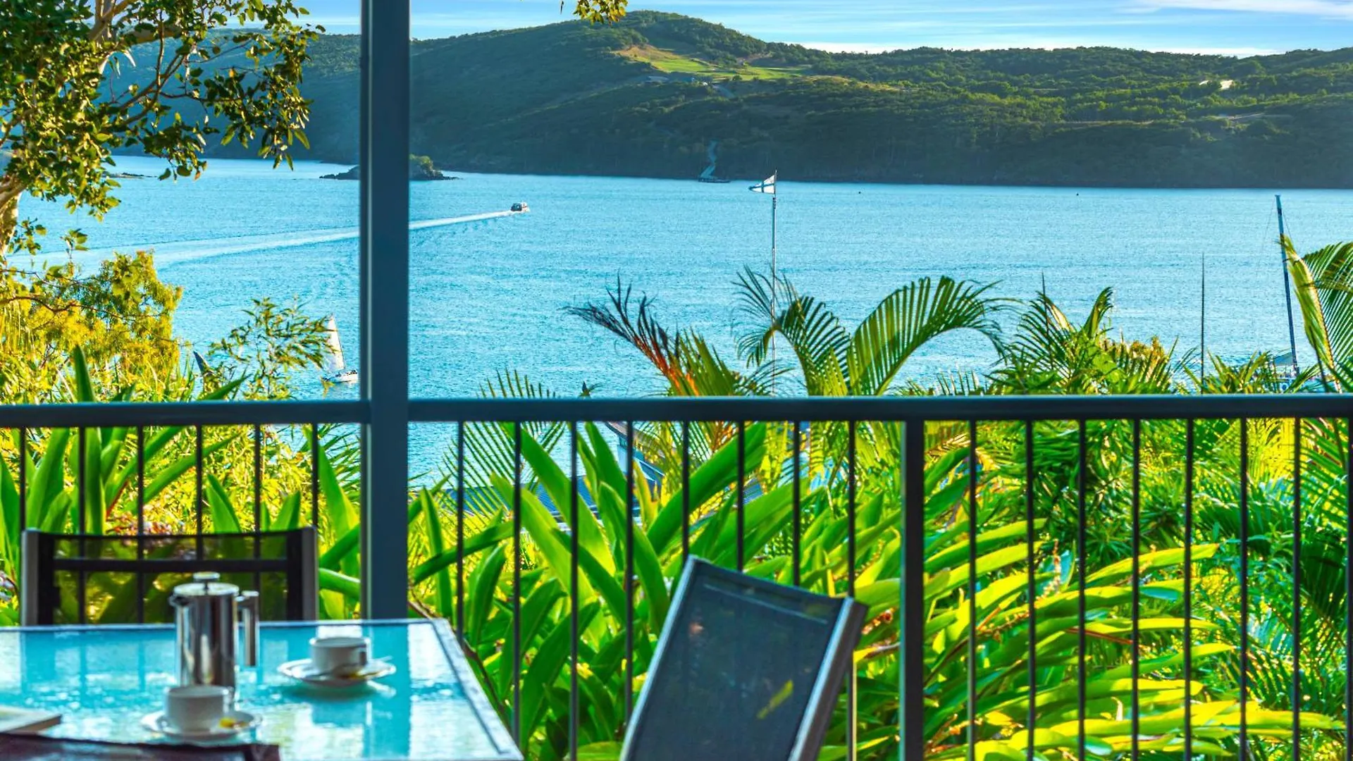 Heliconia 1 3 Bedroom Ocean Views With Golf Buggy Ferienhaus