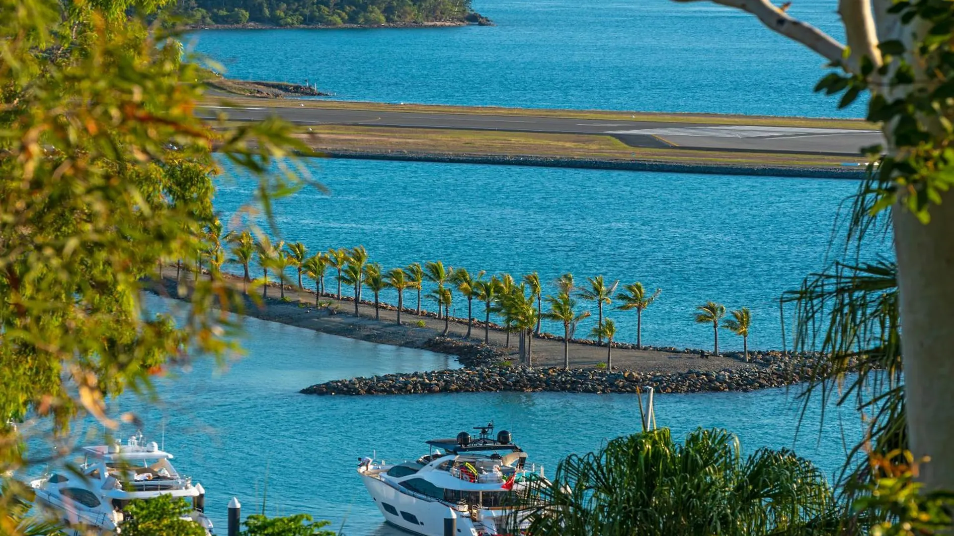 Heliconia 1 3 Bedroom Ocean Views With Golf Buggy *