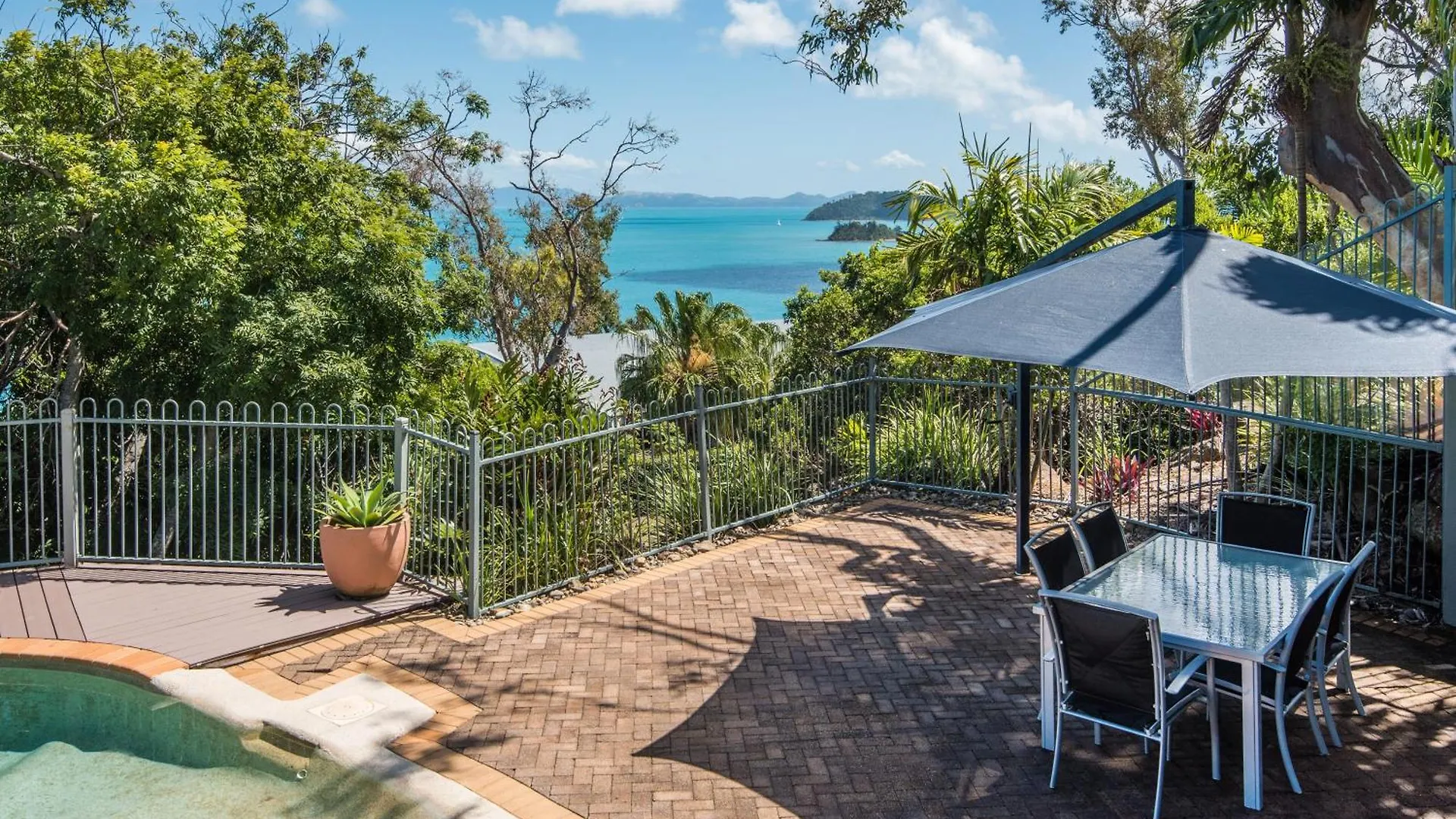 Heliconia 1 3 Bedroom Ocean Views With Golf Buggy Ferienhaus *