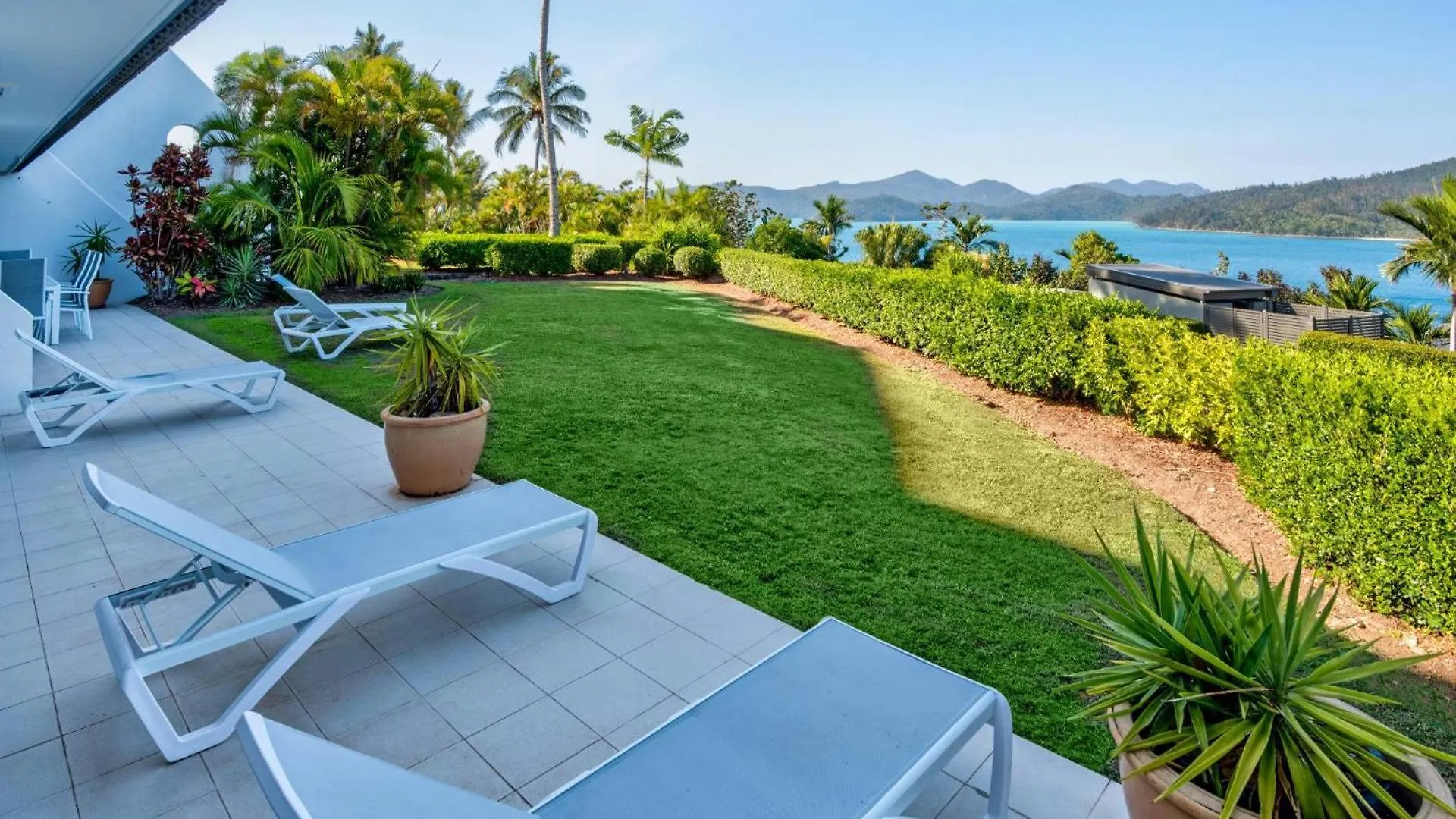 Bella Vista East 3 Luxury Ocean Views Large Flat Grassed Area And Buggy * 해밀턴아일랜드