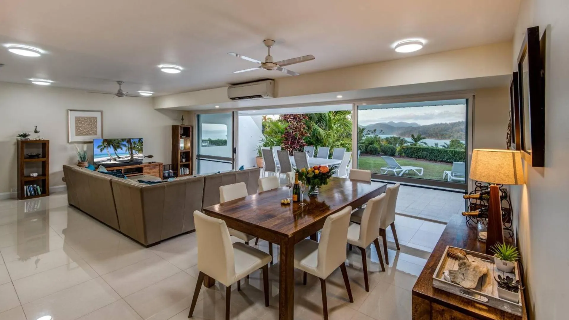 아파트 Bella Vista East 3 Luxury Ocean Views Large Flat Grassed Area And Buggy *
