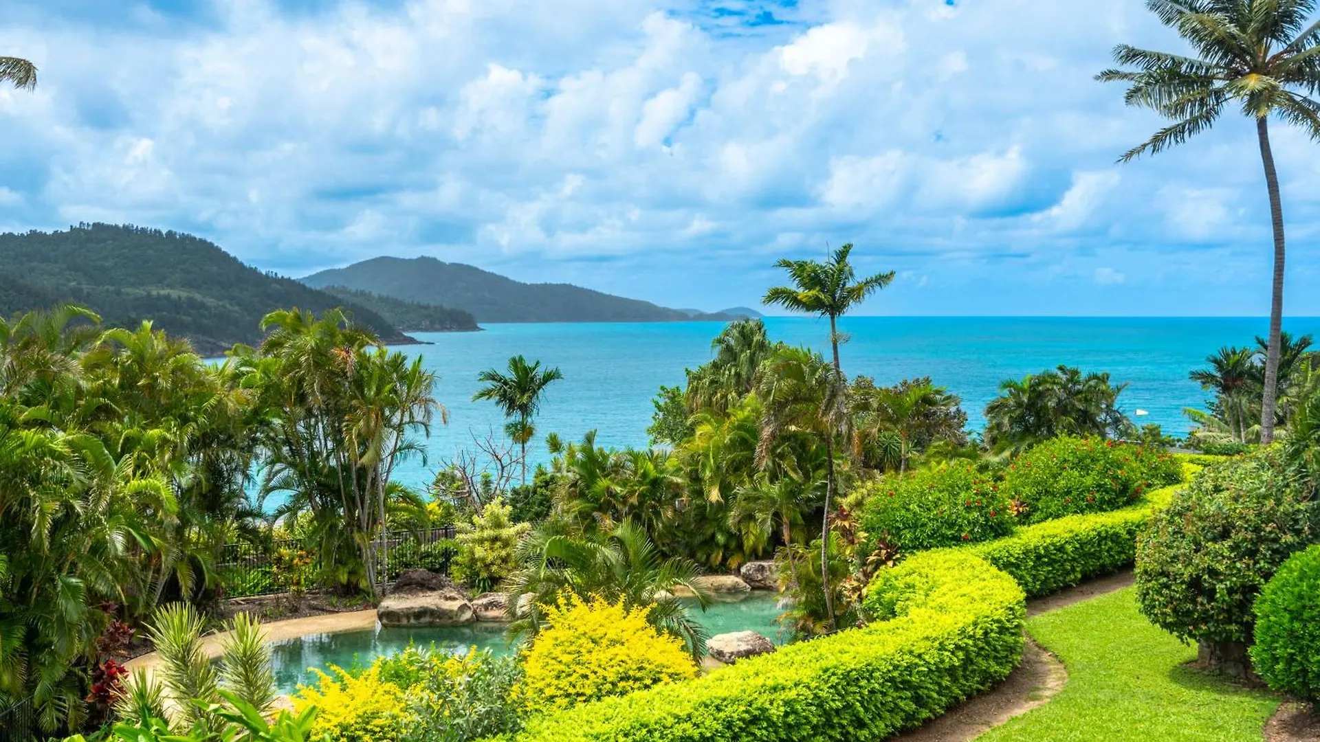Bella Vista East 4 Oceanview, Golf Buggy, Valet Service & Shared Pool Apartman