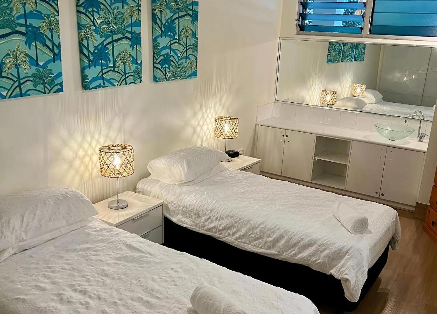Poinciana 008 Ground Floor 2bedrooms Free Buggy Apartamento Isla Hamilton