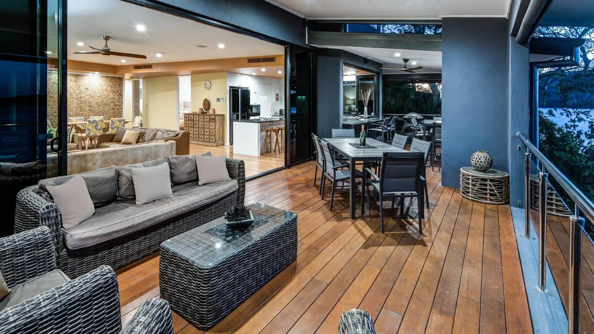 Edge 18 Waterfront Luxury *