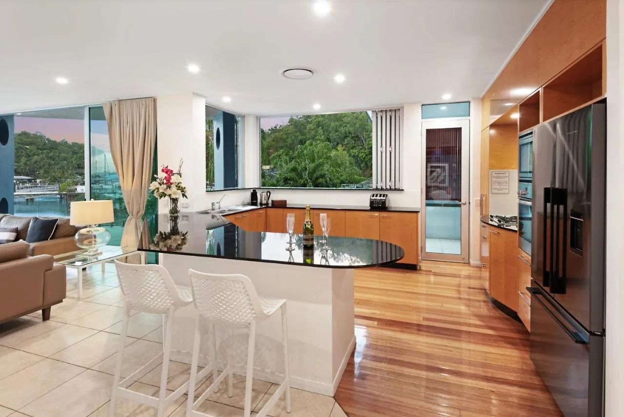 Pavillion 3 Absolute Waterfront 4 Bedroom 2 Lounge And Golf Buggy 해밀턴아일랜드