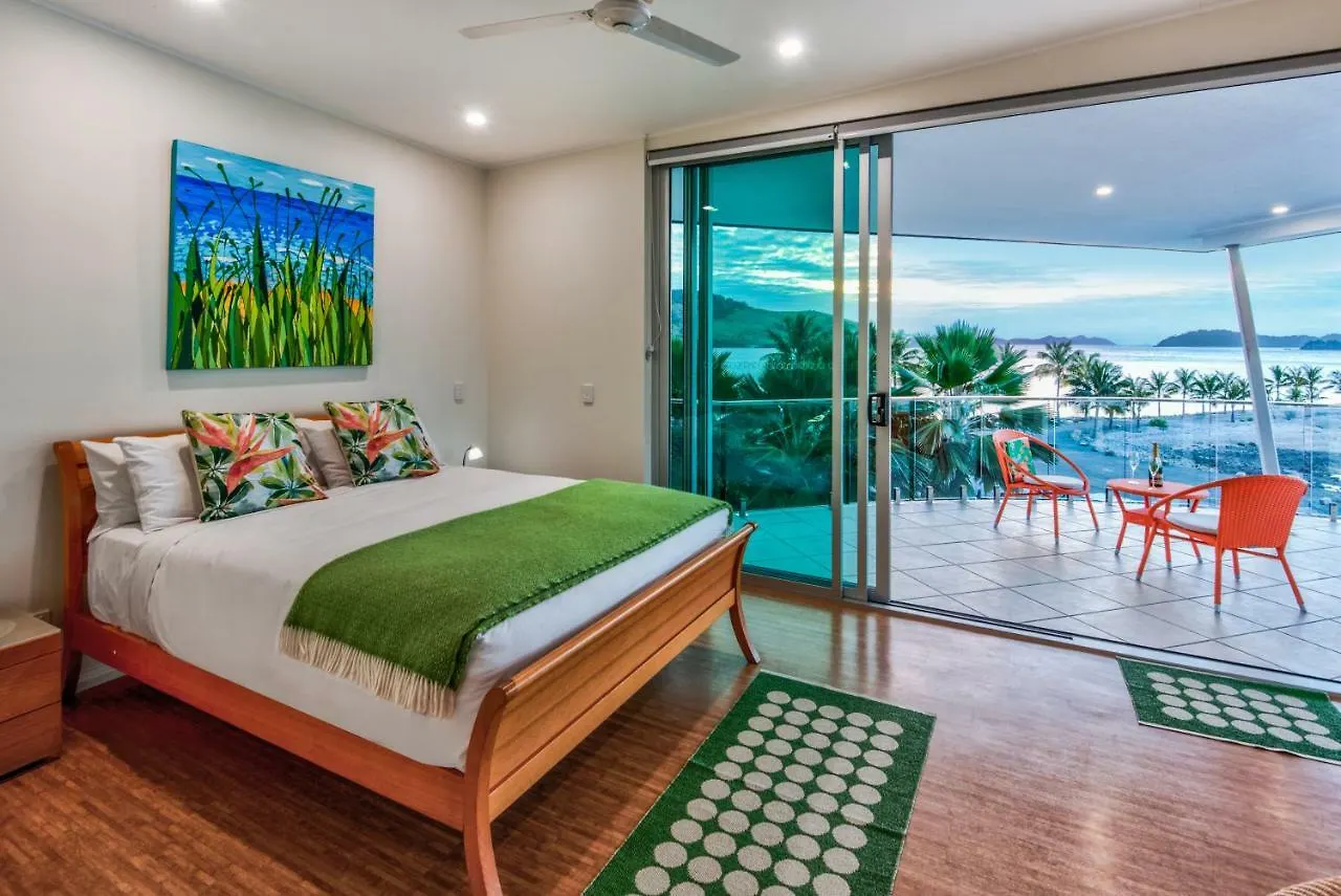 Pavillions Penthouse 25 - Luxury Waterfront With Private Roof Pool And Buggy 公寓 汉密尔顿岛