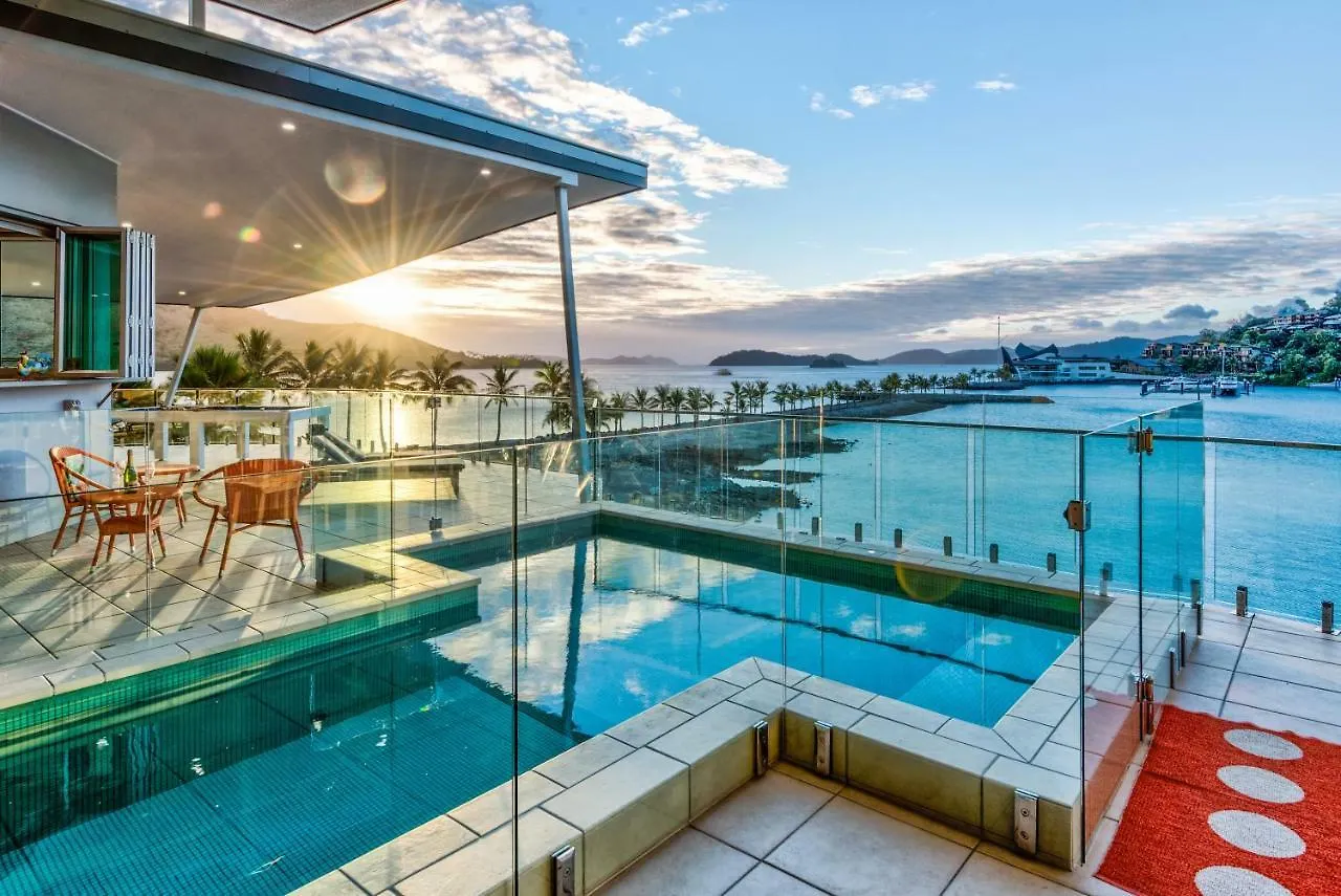 Pavillions Penthouse 25 - Luxury Waterfront With Private Roof Pool And Buggy * 汉密尔顿岛