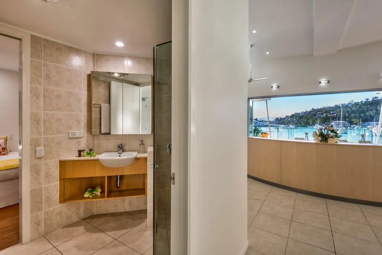Pavillions Penthouse 25 - Luxury Waterfront With Private Roof Pool And Buggy 公寓 汉密尔顿岛