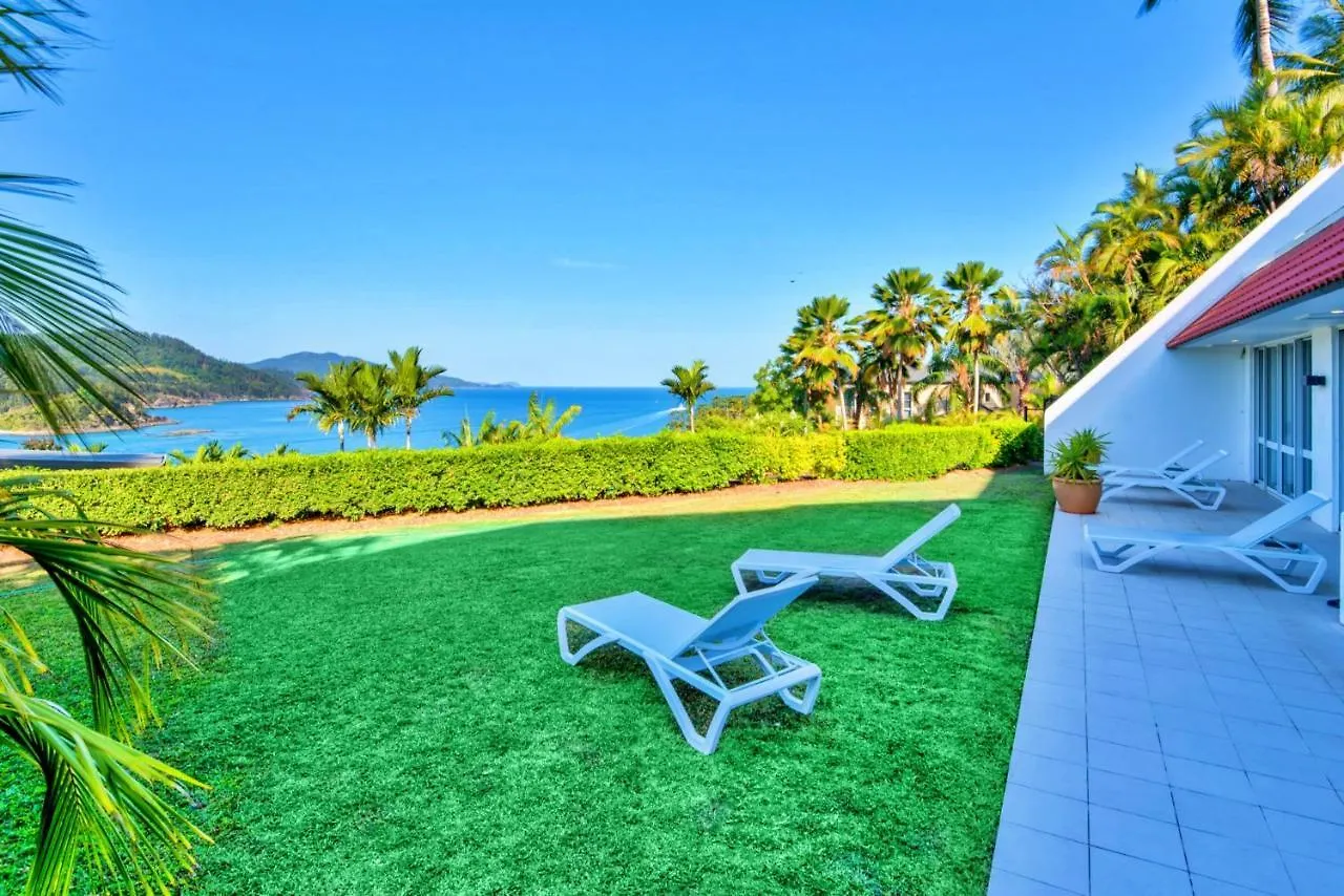 Bella Vista East 3 Luxury Ocean Views Large Flat Grassed Area And Buggy * 해밀턴아일랜드