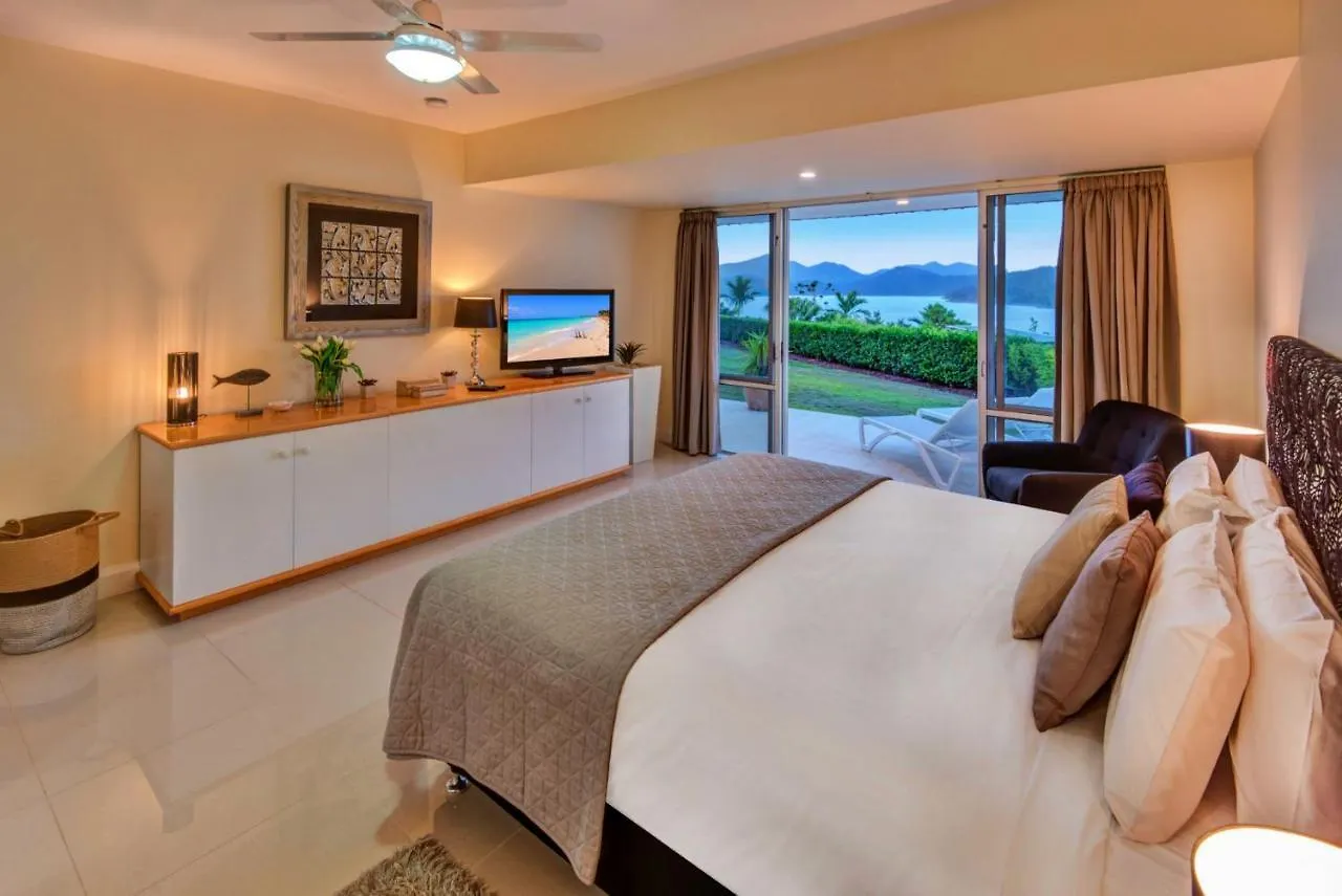 Bella Vista East 3 Luxury Ocean Views Large Flat Grassed Area And Buggy * 해밀턴아일랜드