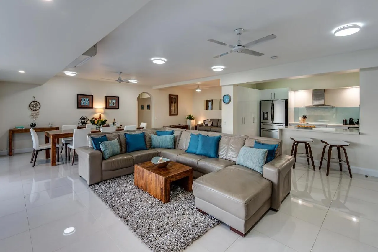 Bella Vista East 3 Luxury Ocean Views Large Flat Grassed Area And Buggy * 해밀턴아일랜드