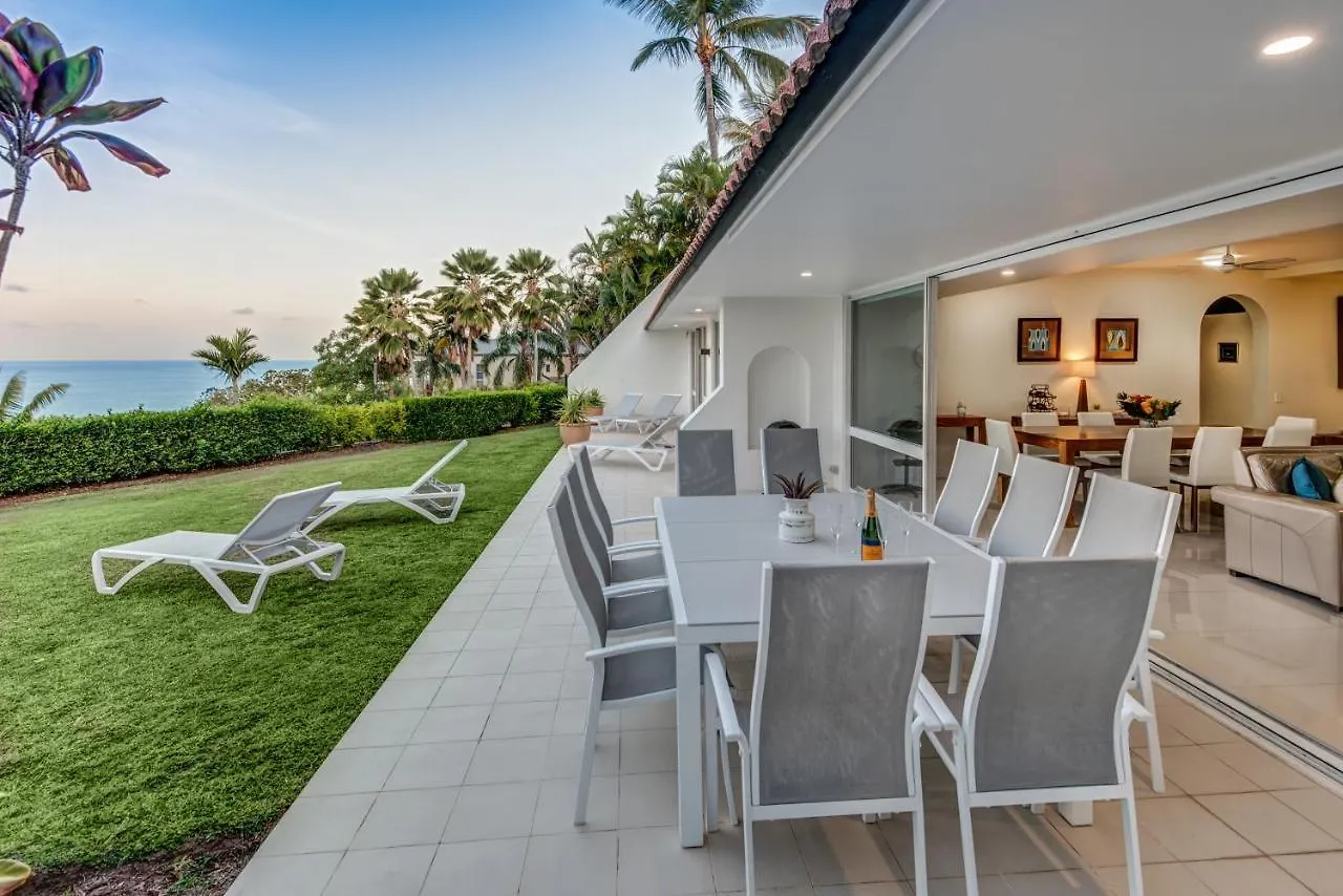 Bella Vista East 3 Luxury Ocean Views Large Flat Grassed Area And Buggy 아파트 *