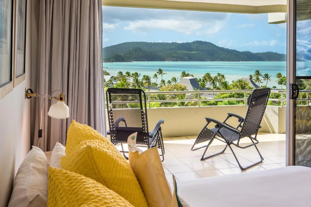2 Bedroom Poinciana * Isla Hamilton