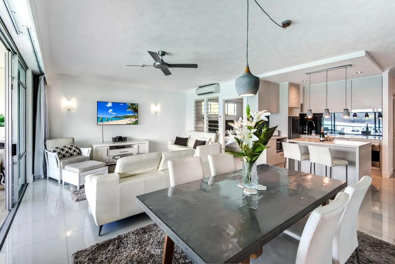 Apartment Whitsunday 1306
