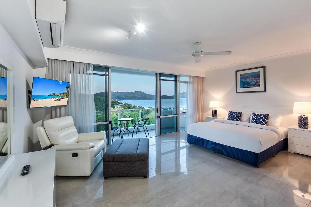 Yacht Harbour Tower 5 - Oceanviews, Buggy And Private Lift Access And Valet Service