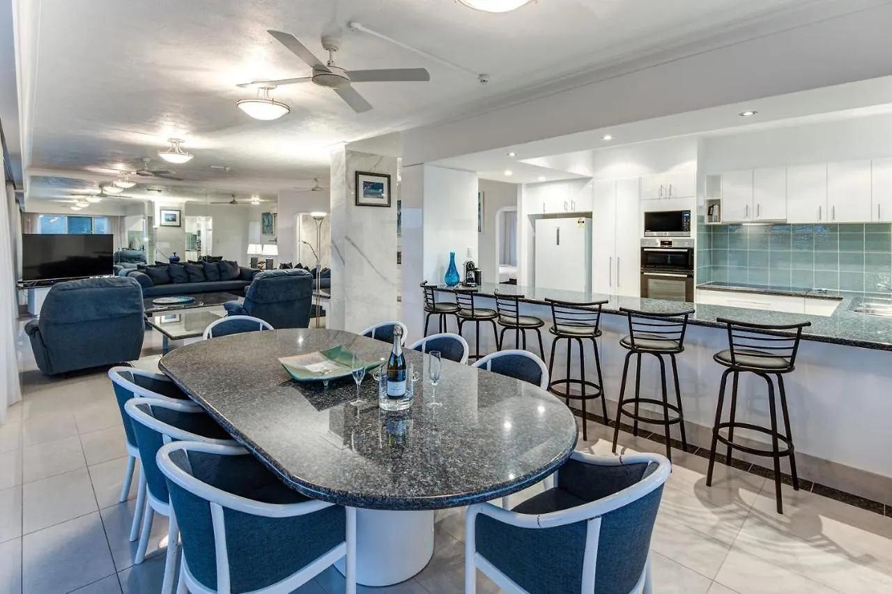 Apartment Yacht Harbour Tower 5 - Oceanviews, Buggy And Private Lift Access And Valet Service *