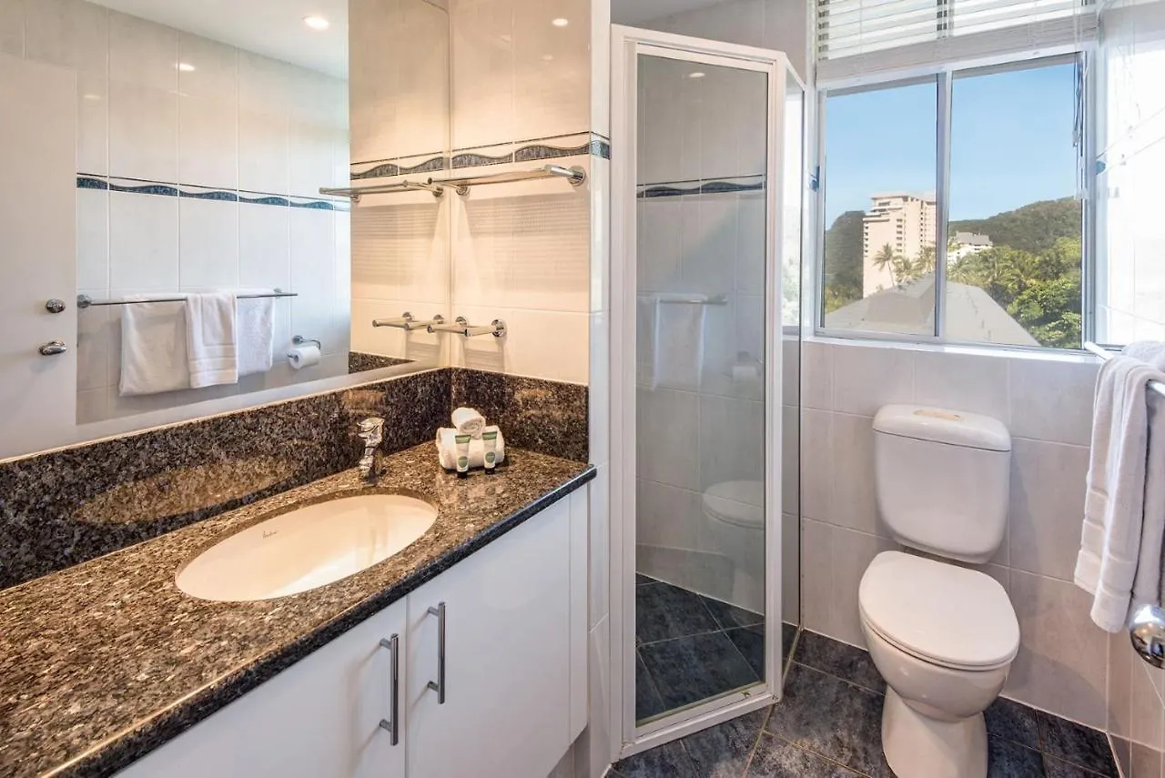 Yacht Harbour Tower 5 - Oceanviews, Buggy And Private Lift Access And Valet Service