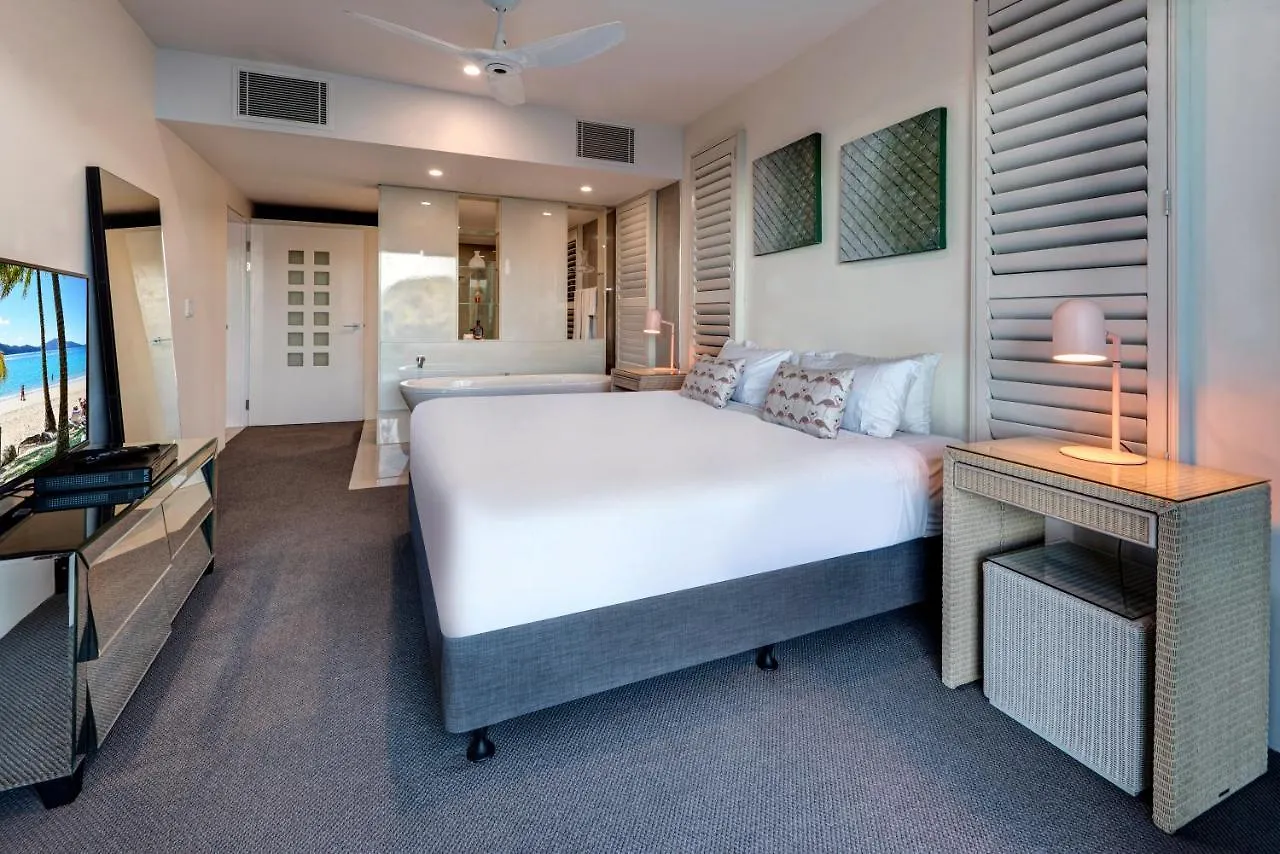 North Cape 5 On By Hiha Apartment Hamilton Island