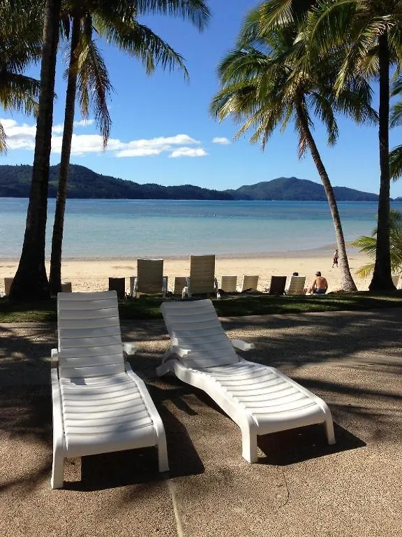 Luxury Couples Retreat With Buggy