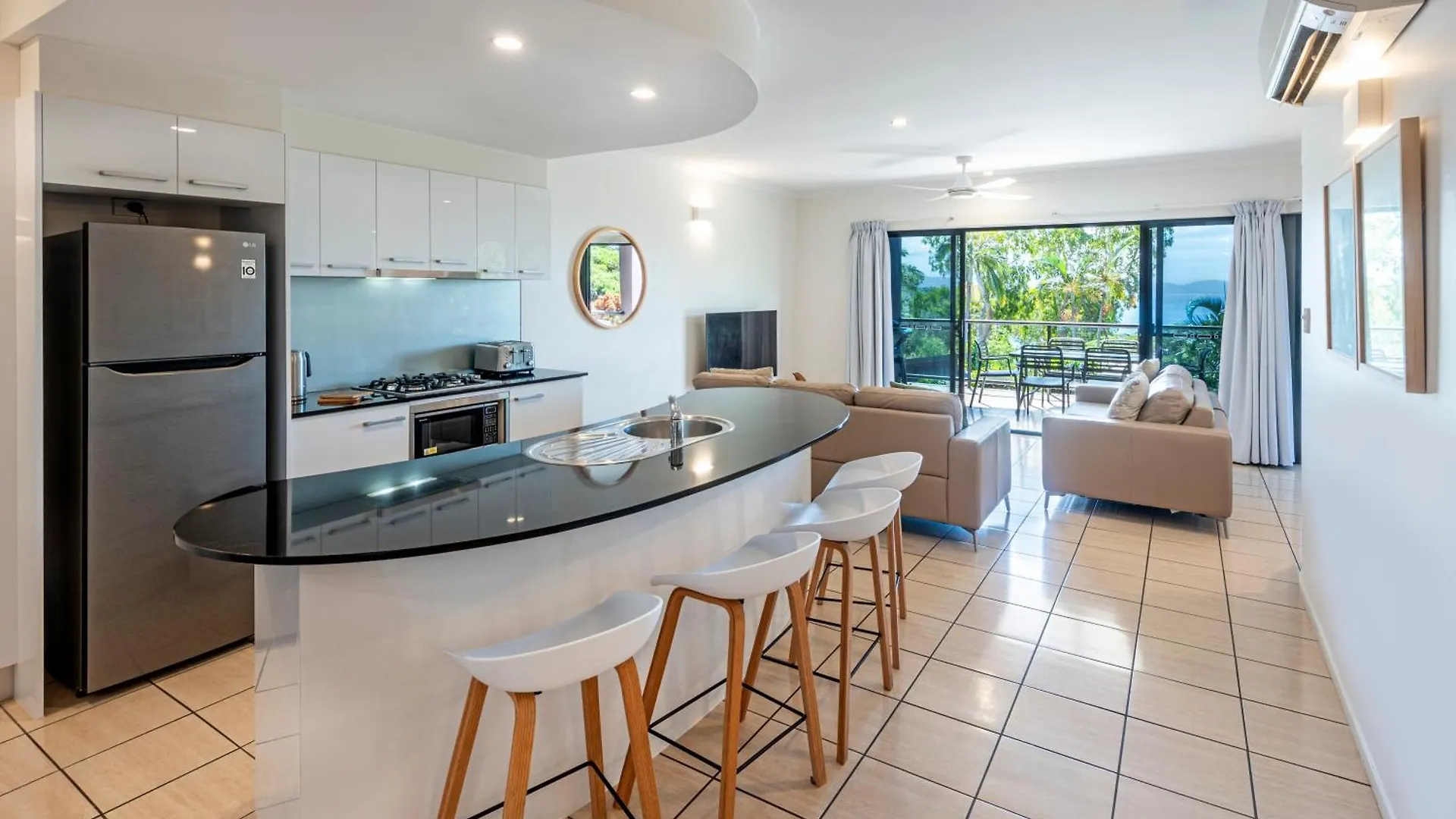 Apartment Anchorage On By Hiha *