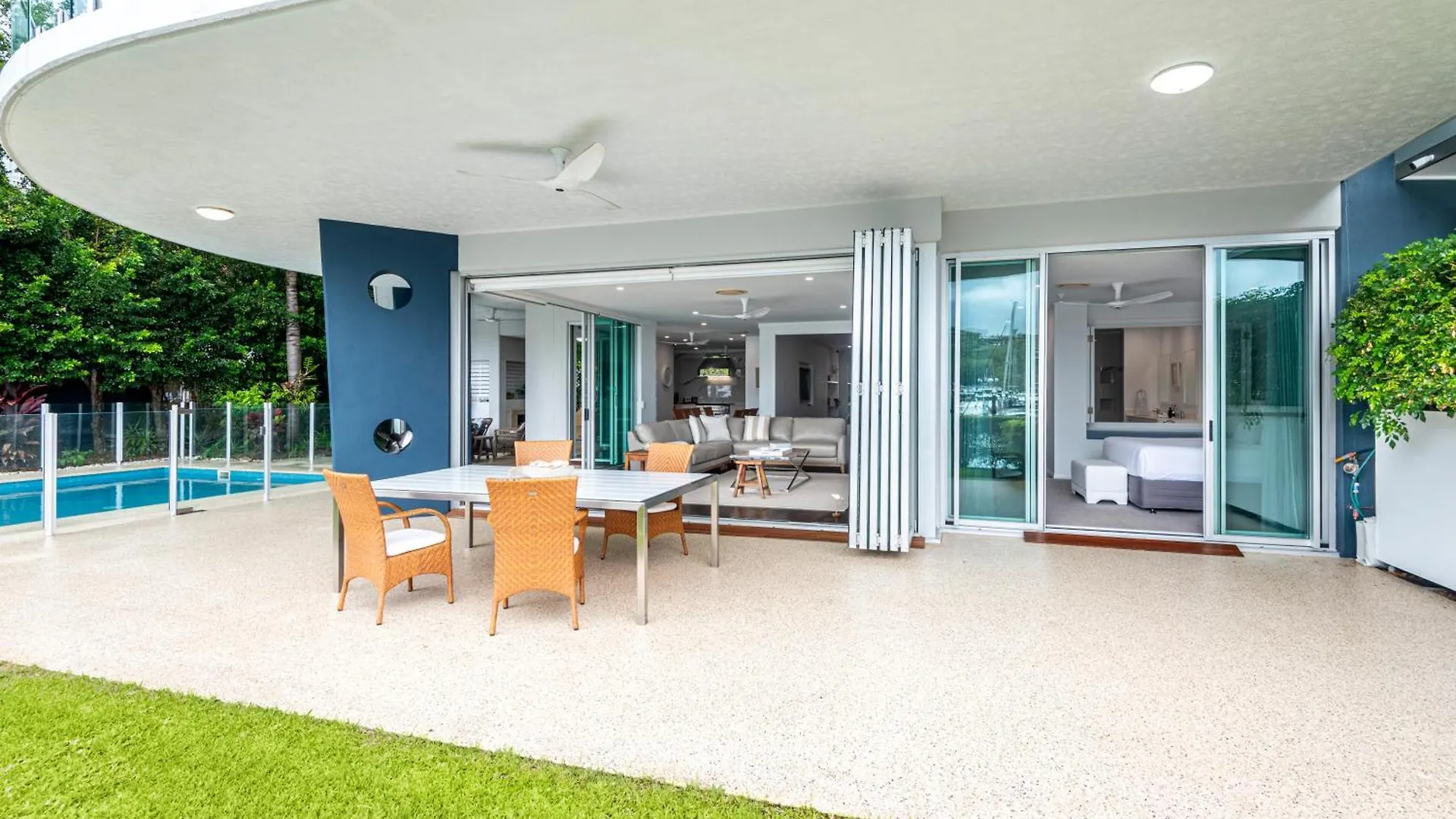 Pavillions On By Hiha Apartment