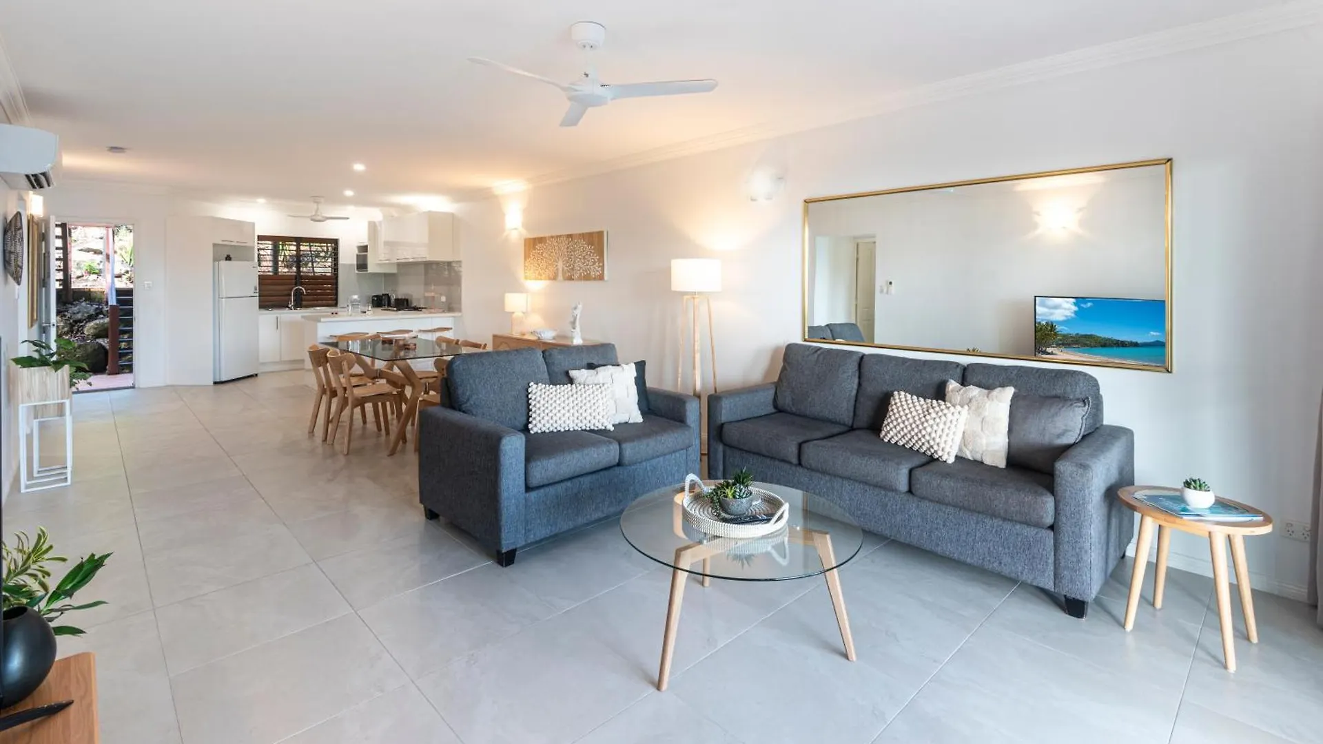 Apartment Compass Point On By Hiha