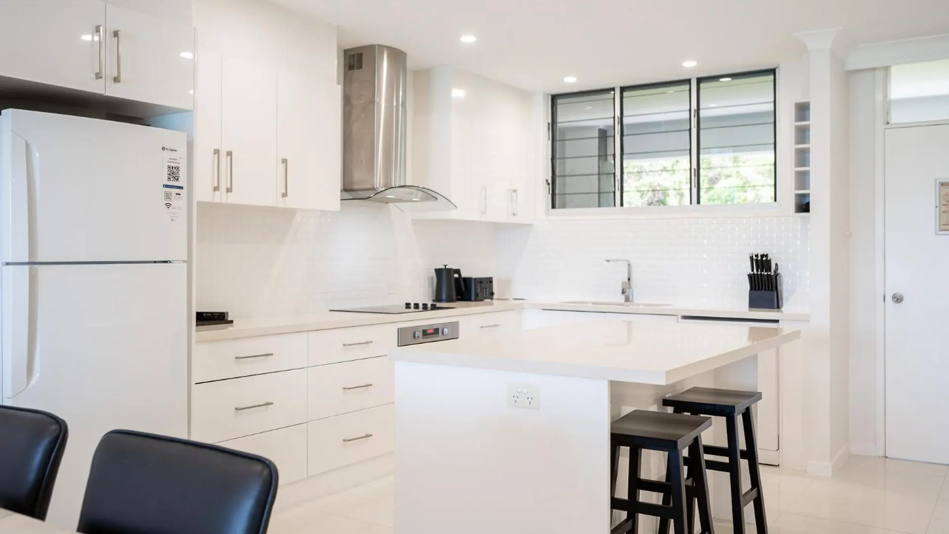 Apartment Frangipani Apartments On Hamilton Island By Hiha