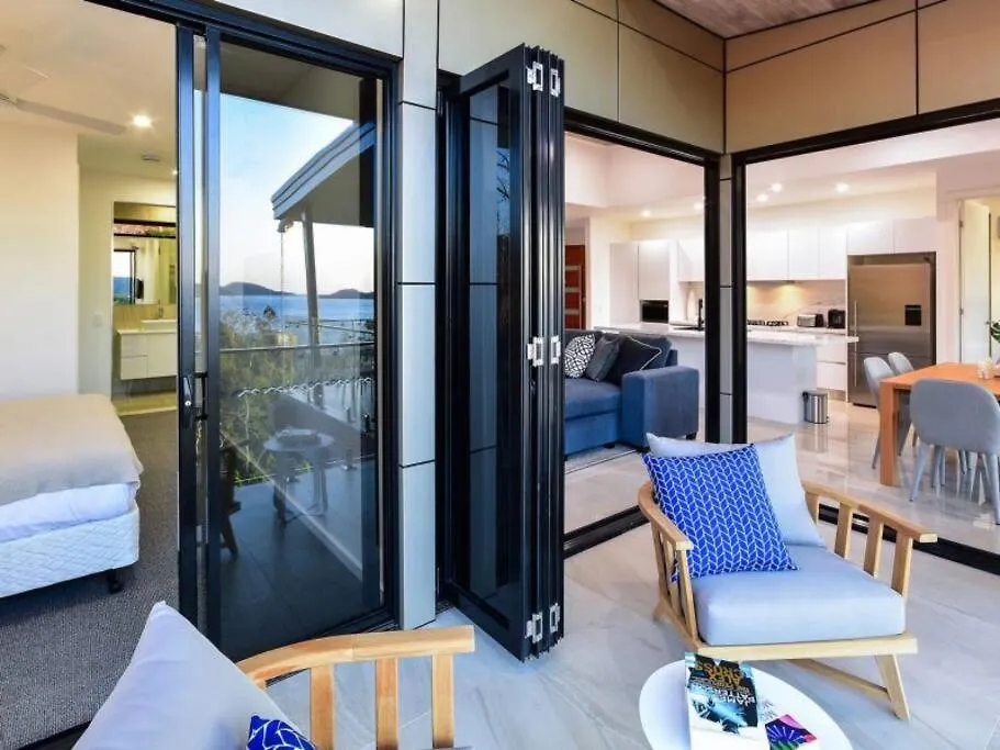 Apartment Hidden Cove 17, - - Free Buggy Included Hamilton Island