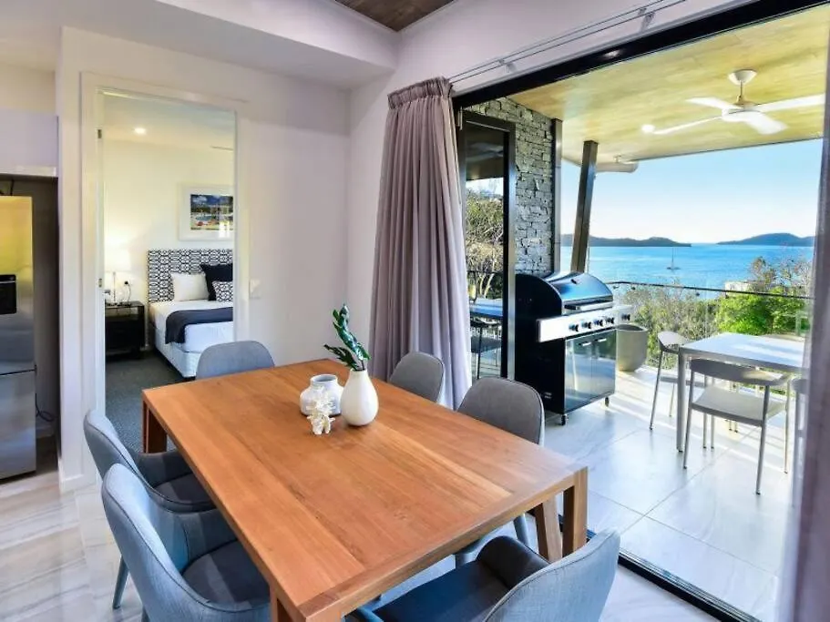 Hidden Cove 17, - - Free Buggy Included * Hamilton Island