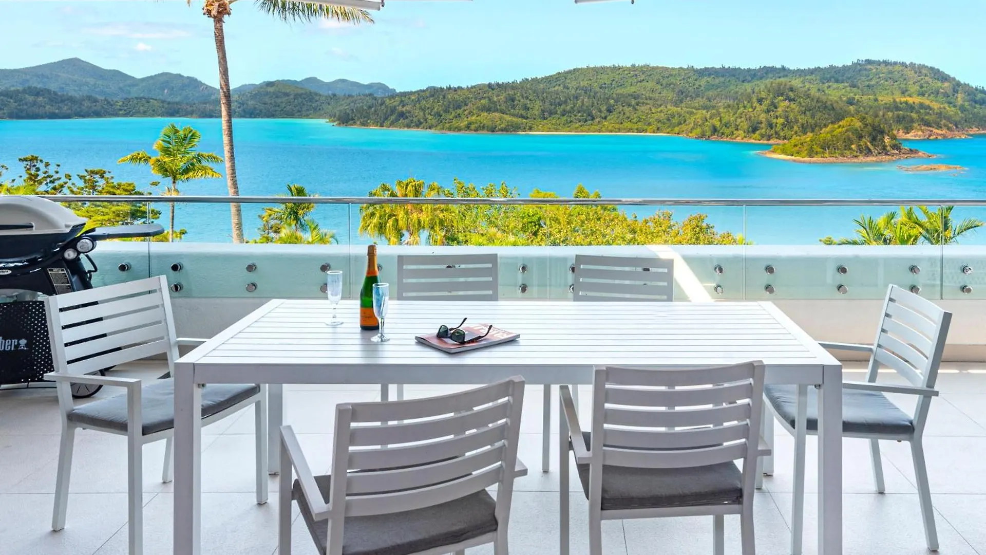 Bella Vista E9 - Ocean View Spacious 2 Bedroom With Golf Buggy